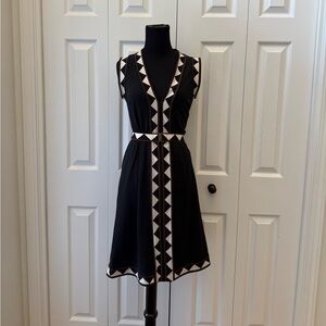 BCBGMaxAzria Belted A-line dress with pockets SZ XS
